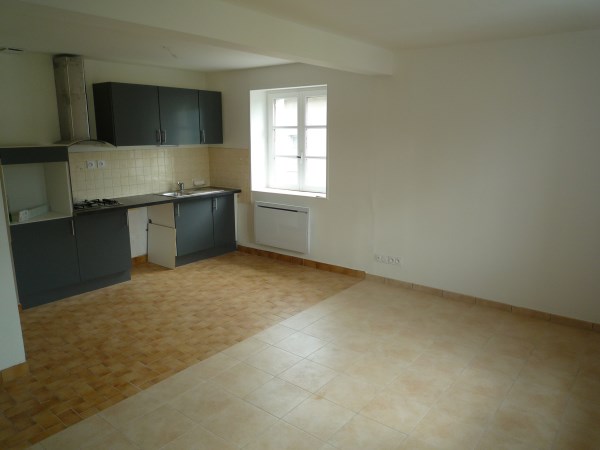 Meymac centre : location location  - grande image 2