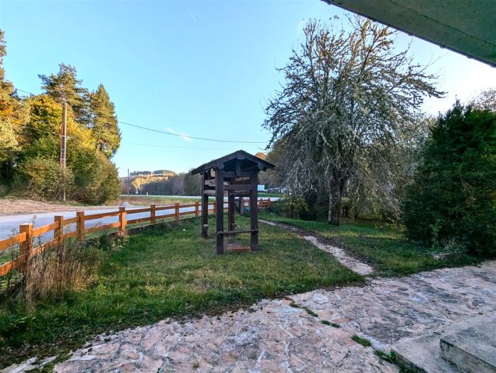 Proche La Courtine : vente vente de 6 pièces - grande image 2