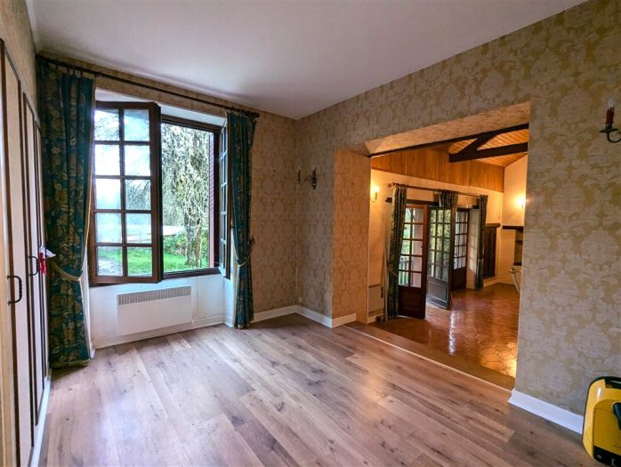 Proche La Courtine : vente vente de 6 pièces - grande image 4