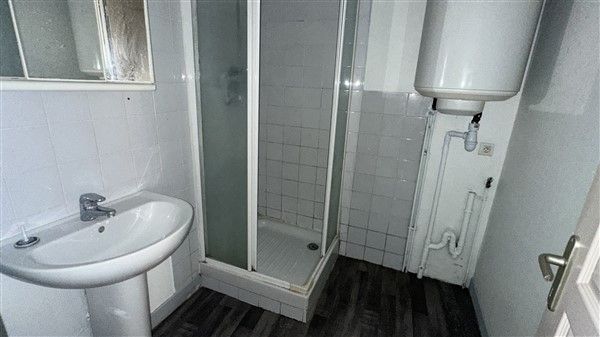 TULLE CENTRE VILLE : vente vente de 4 pièces - grande image 4