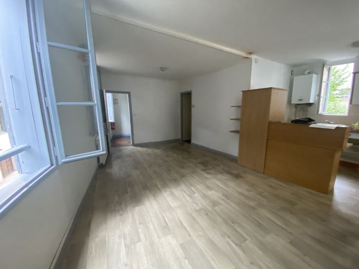 PROCHE HOPITAL : vente vente de 3 pièces - grande image 1