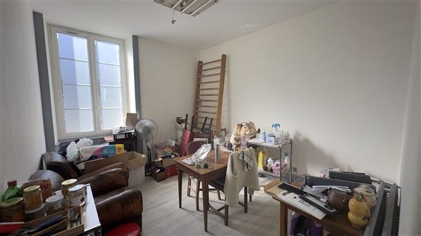TULLE CENTRE VILLE : vente vente de 3 pièces - grande image 1