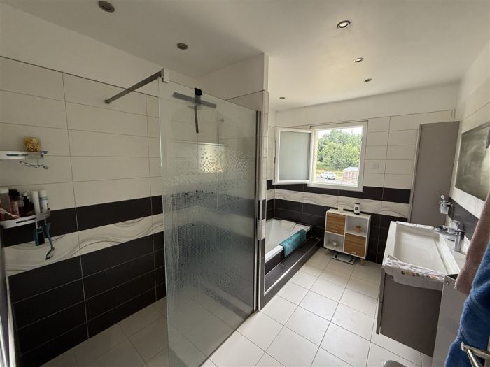 MAUSSAC - Triangle MEYMAC / USSEL / EGELTONS : vente vente de 6 pièces - grande image 5