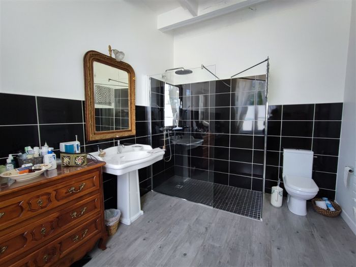 La Courtine : vente vente de 9 pièces - grande image 4