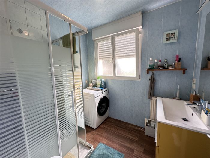 Meymac, Quartier Calme : vente vente de 6 pièces - grande image 8