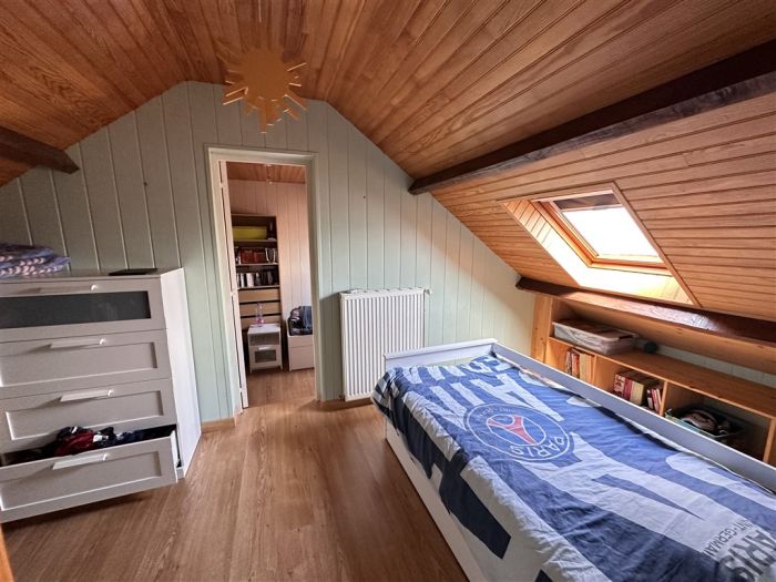 Meymac, Quartier Calme : vente vente de 6 pièces - grande image 9