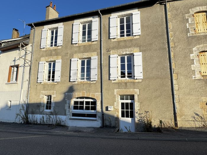 EGLETONS : vente Immeuble de rapport 0 - vignette 1