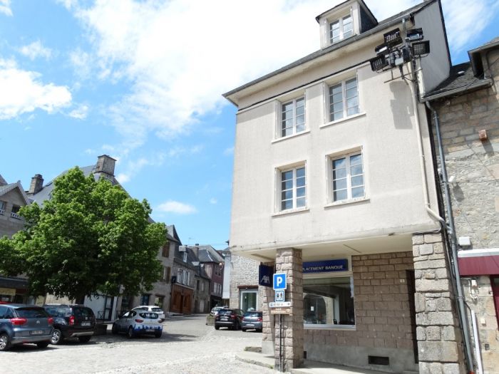 Meymac, Centre Ville : vente vente  - grande image 1