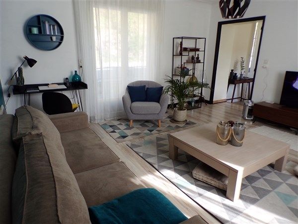 LAGUENNE : vente vente de 7 pièces - grande image 1