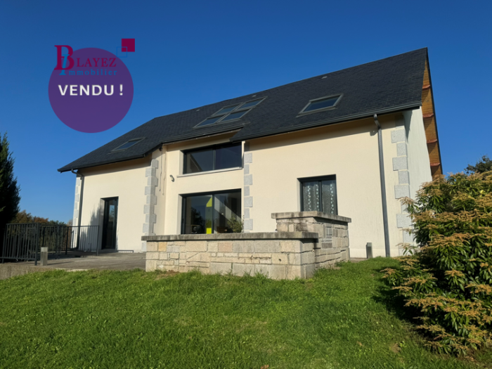 A LA CAMPAGNE - ENTRE EGLETONS ET USSEL : vente vente de 7 pièces - grande image 1