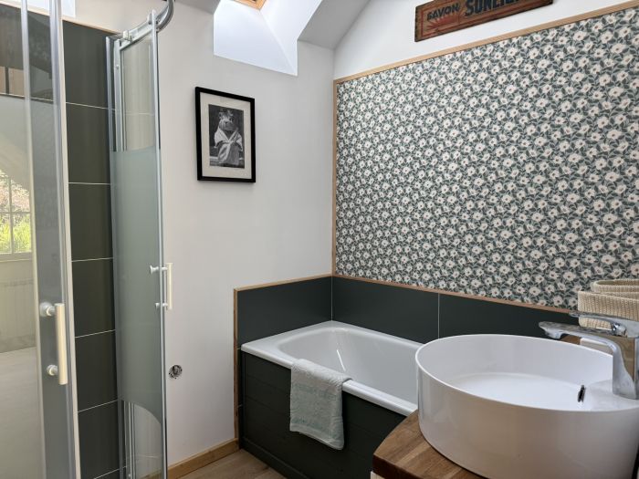 À 10 MINUTES DE MARCILLAC-LA-CROISILLE : vente vente de 6 pièces - grande image 9