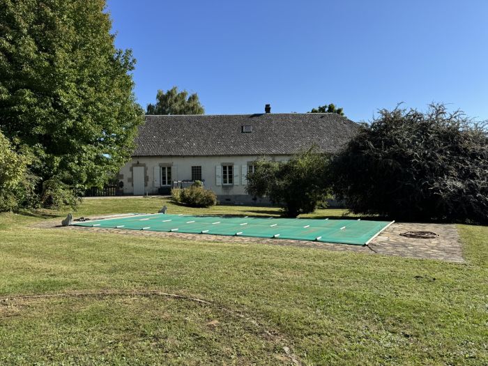 MARCILLAC-LA-CROISILLE : vente vente de 12 pièces - grande image 1