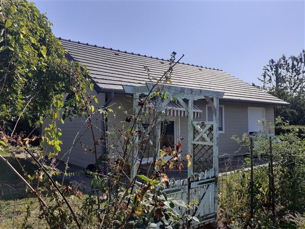 Saint-Martial-De-Gimel : vente vente de 3 pièces - grande image 1