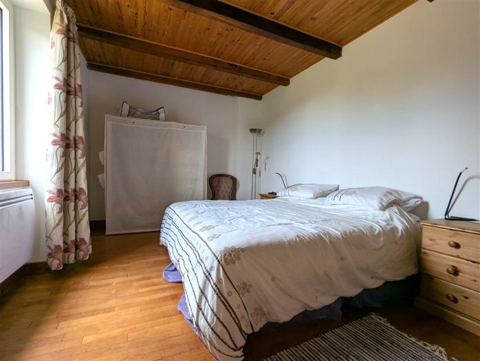 Proche DAVIGNAC : vente vente de 4 pièces - grande image 5