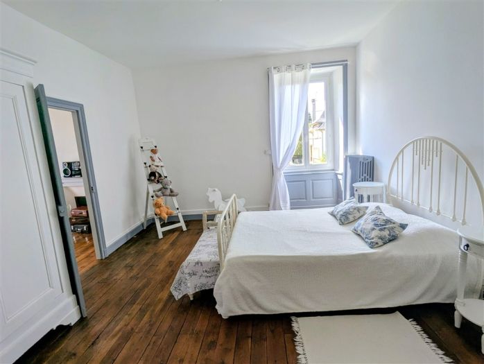 MERLINES : vente vente de 6 pièces - grande image 6