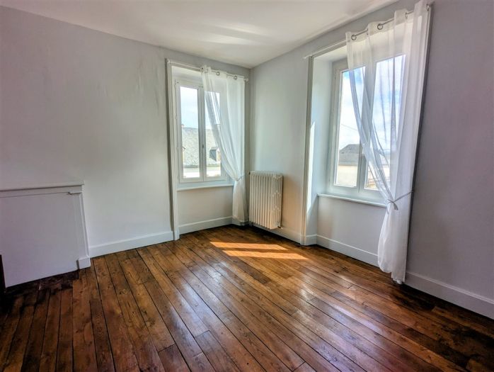 MERLINES : vente vente de 6 pièces - grande image 7