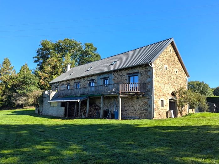 Secteur Neuvic : vente vente de 7 pièces - grande image 1